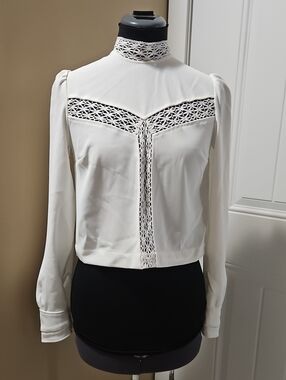 Wilfred Delaney Lace Cropped Blouse XXS In White